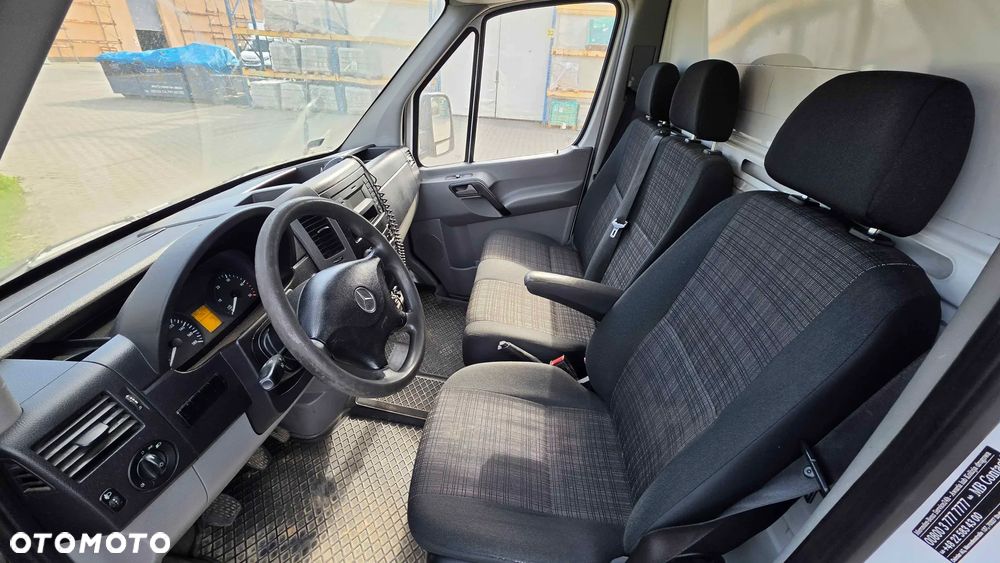 Mercedes-Benz SPRINTER - 17