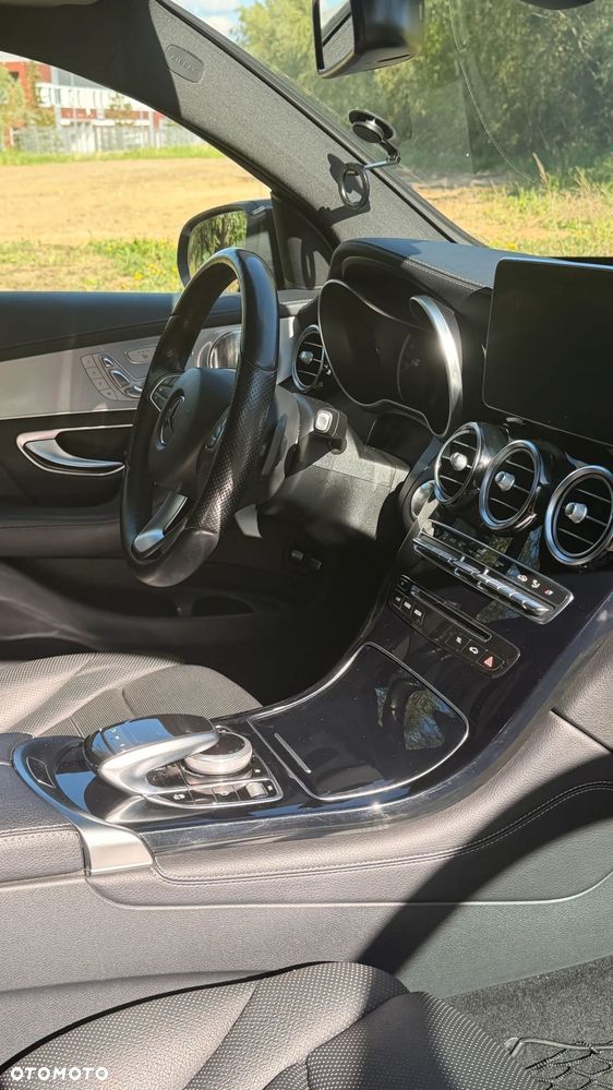 Mercedes-Benz GLC - 17
