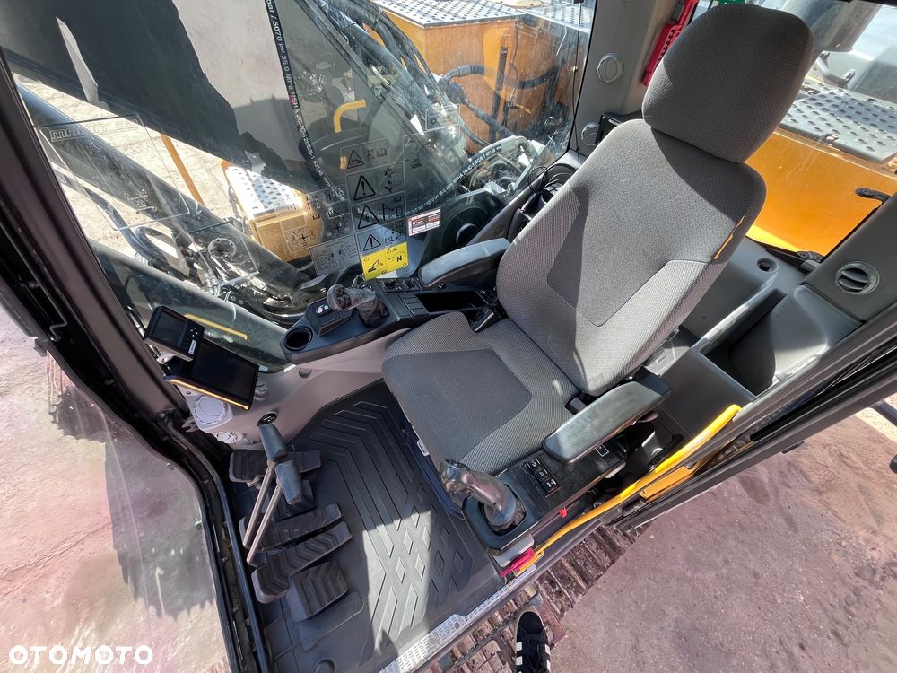 Volvo EC300EL - 29