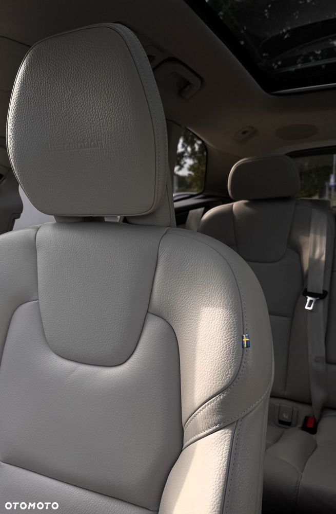 Volvo XC 60 - 32