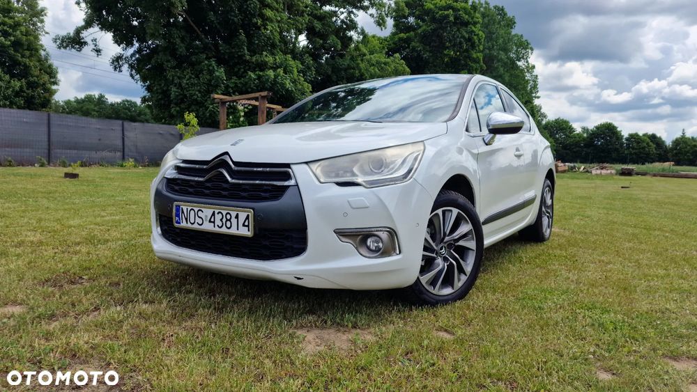 Citroën DS4 e-HDi 110 EGS6 SoChic - 1