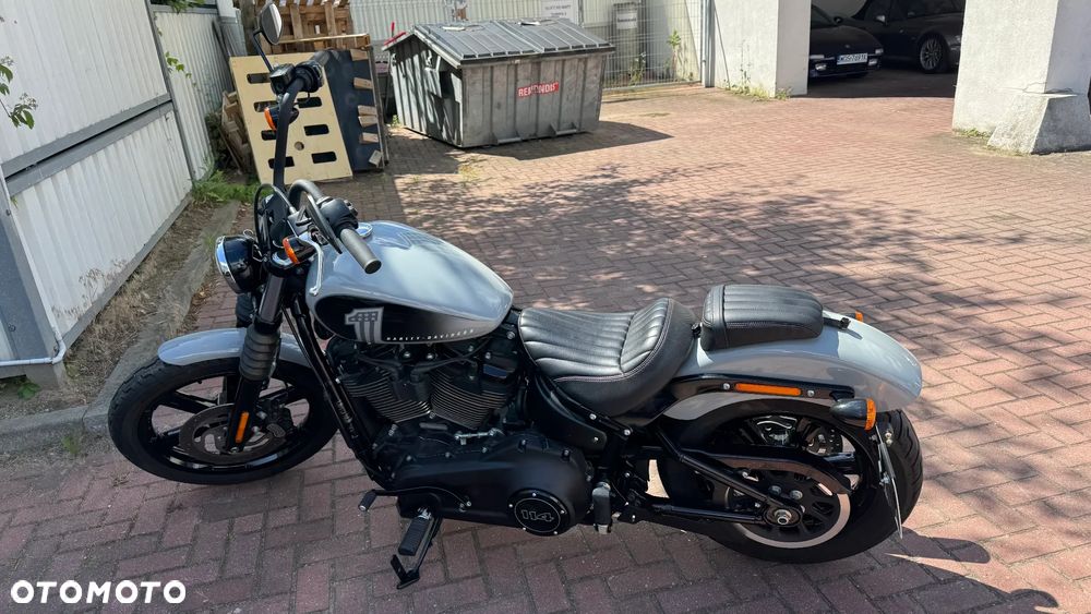 Harley-Davidson Softail Street Bob - 5