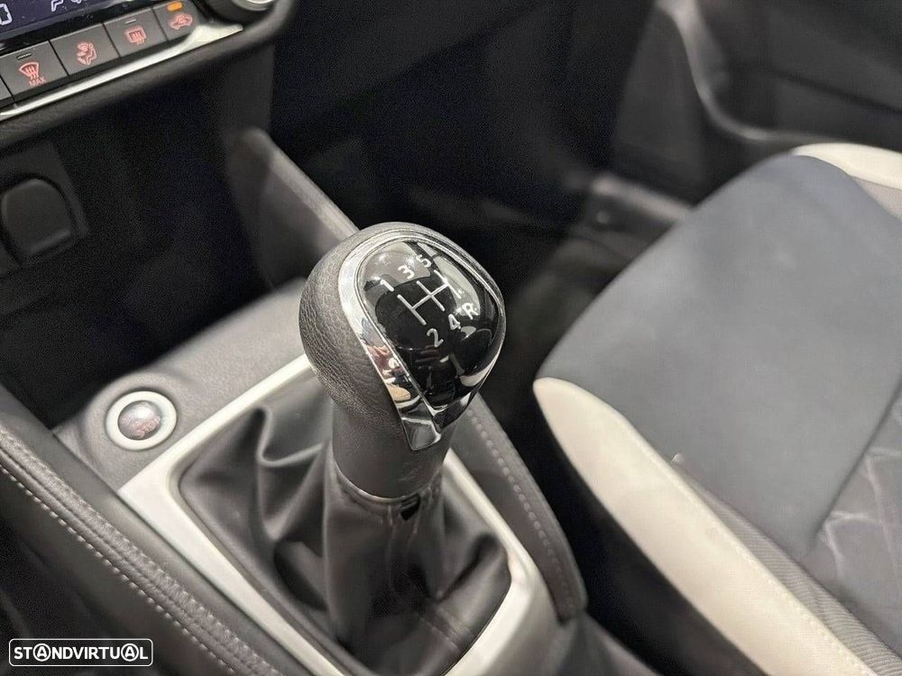 Nissan Micra 0.9 IG-T N-Connecta S/S - 17