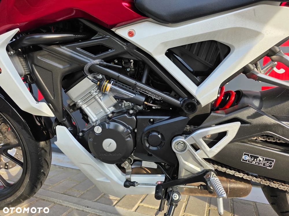 Honda CB - 10