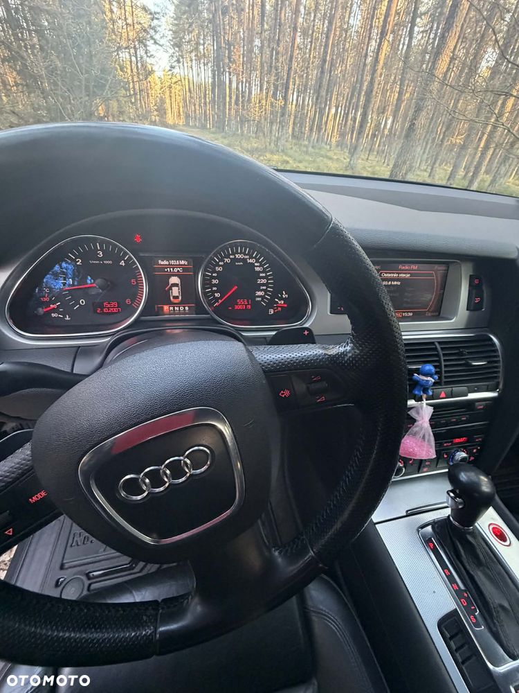 Audi Q7 3.0 TDI DPF quattro tiptronic - 13