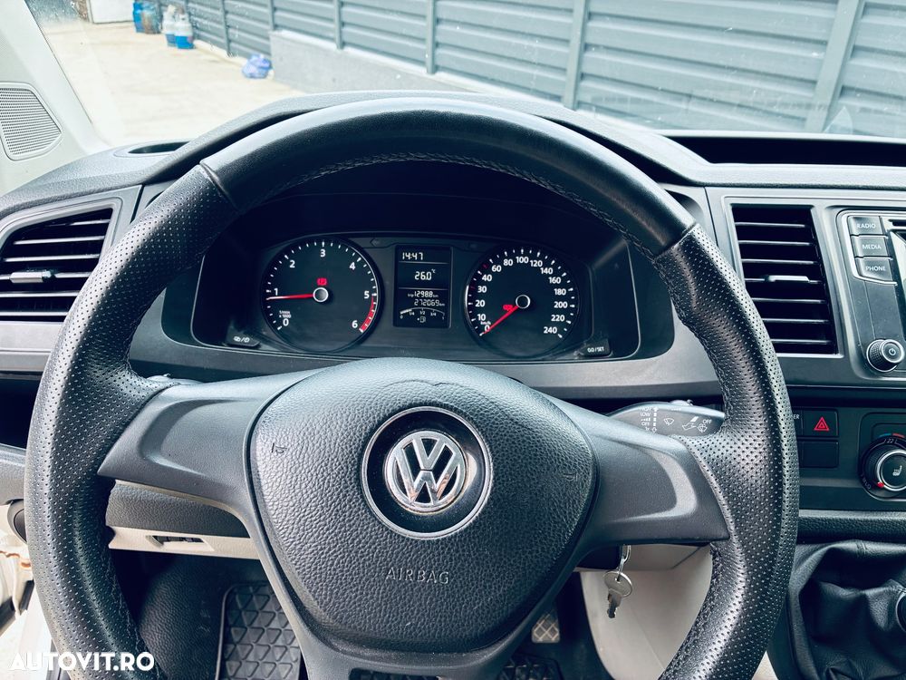 Volkswagen Transporter - 8
