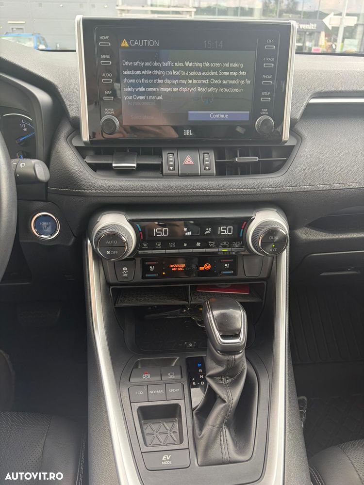 Toyota RAV4 - 6