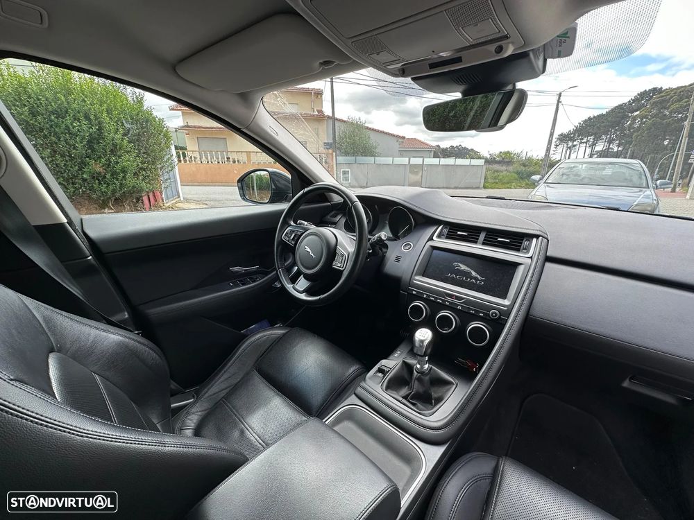 Jaguar E-Pace 2.0 i4D S - 2