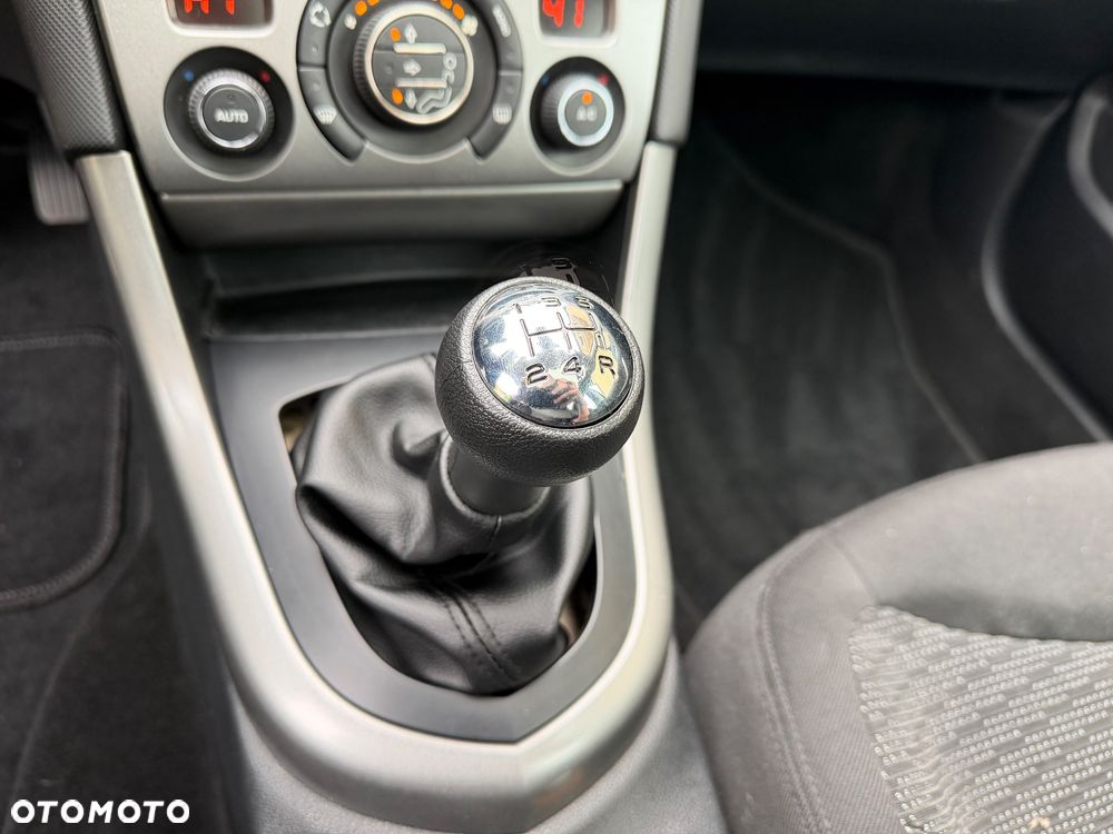 Peugeot 308 HDi FAP 90 Filou - 18