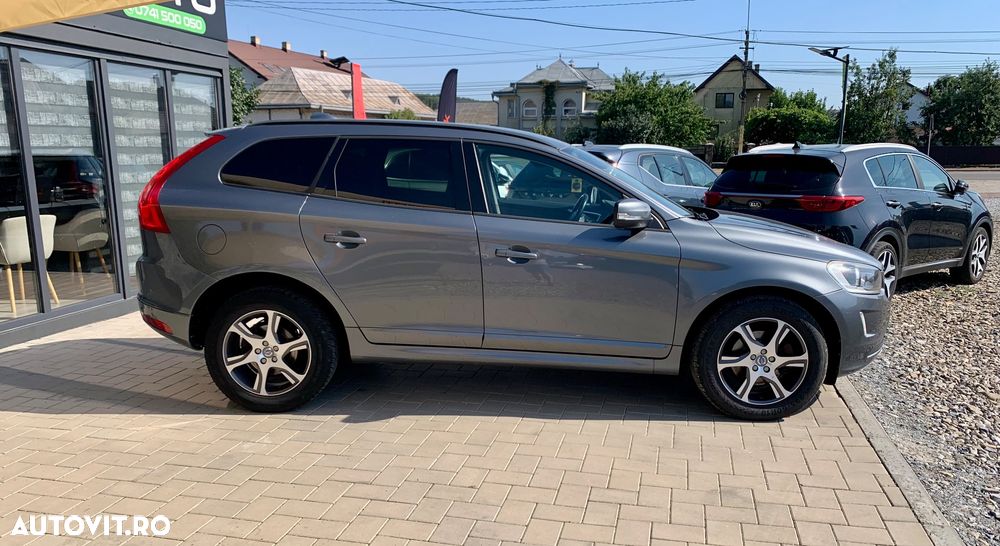 Volvo XC 60 D3 Geartronic Momentum - 2