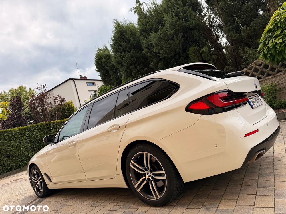 BMW Seria 5 520d Sport Line - 7