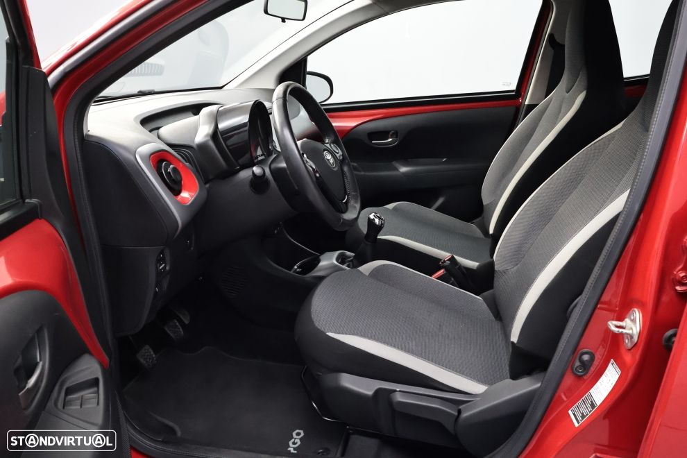 Toyota Aygo 1.0 X-Play+X-Touch - 21