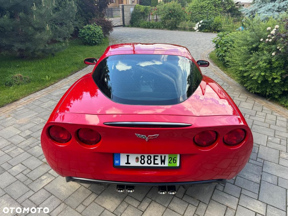 Chevrolet Corvette - 9