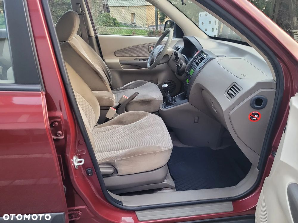 Hyundai Tucson 2.0 CRDi Premium - 7