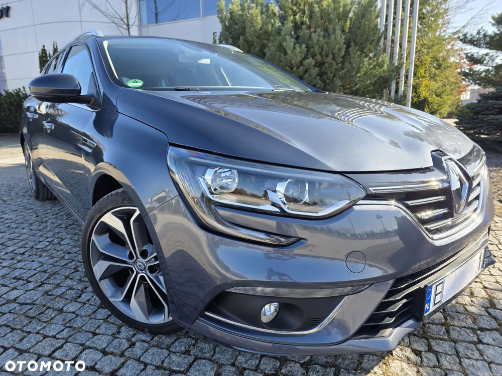Renault Megane ENERGY TCe 130 EDC BOSE EDITION - 6