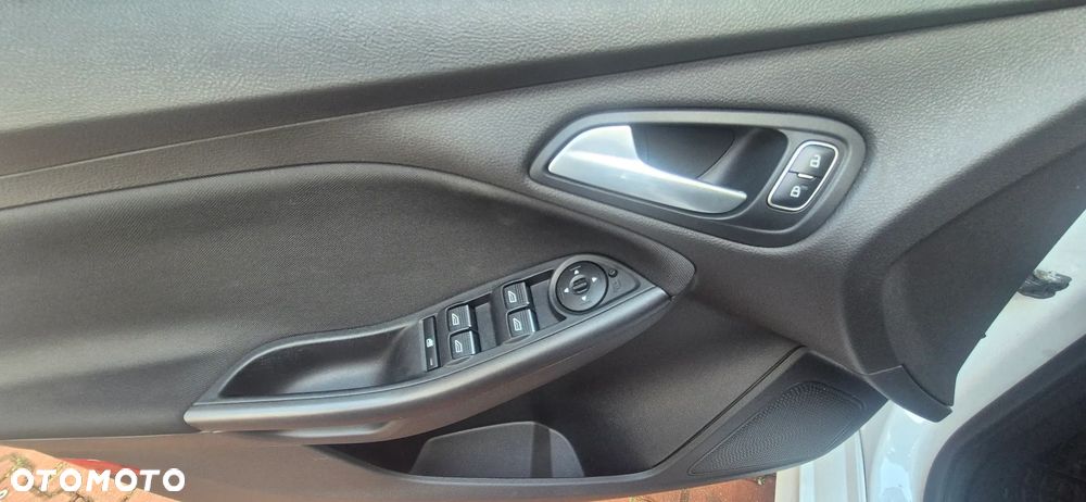 Ford Focus 1.5 EcoBoost ST-Line ASS - 23