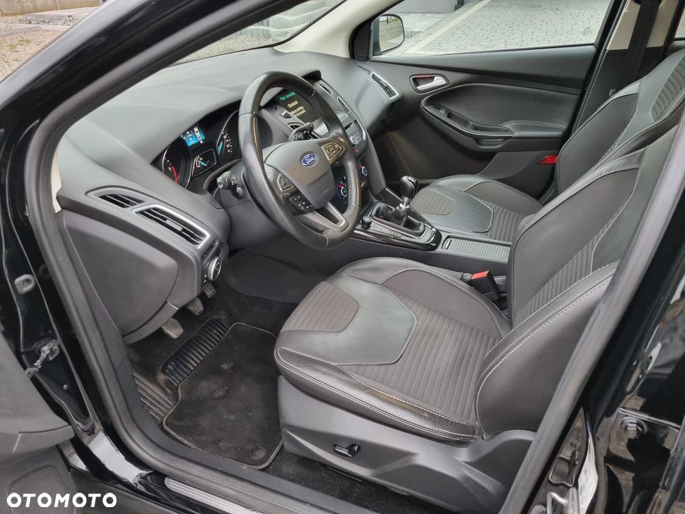 Ford Focus 2.0 TDCi Titanium ASS - 11