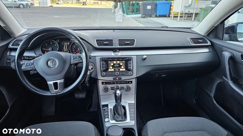 Volkswagen Passat 2.0 TDI Comfortline DSG - 7