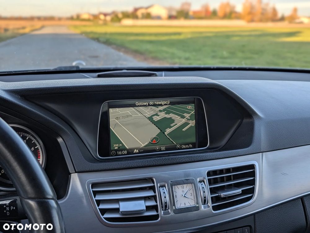 Mercedes-Benz Klasa E 200 7G-TRONIC - 12