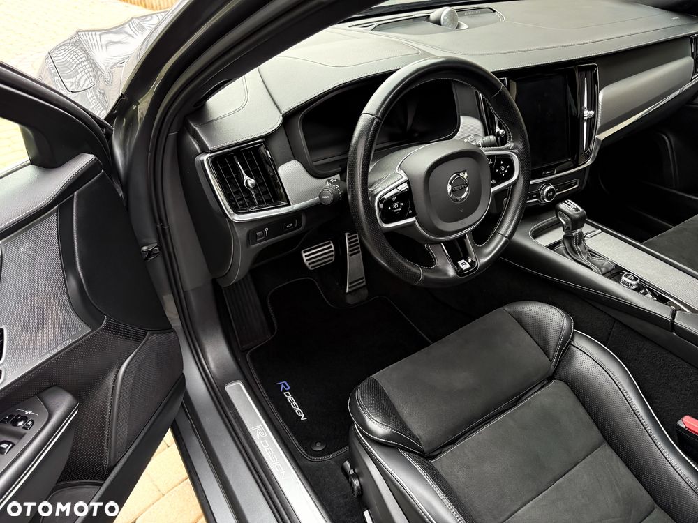 Volvo V90 D5 AWD Geartronic R Design - 28