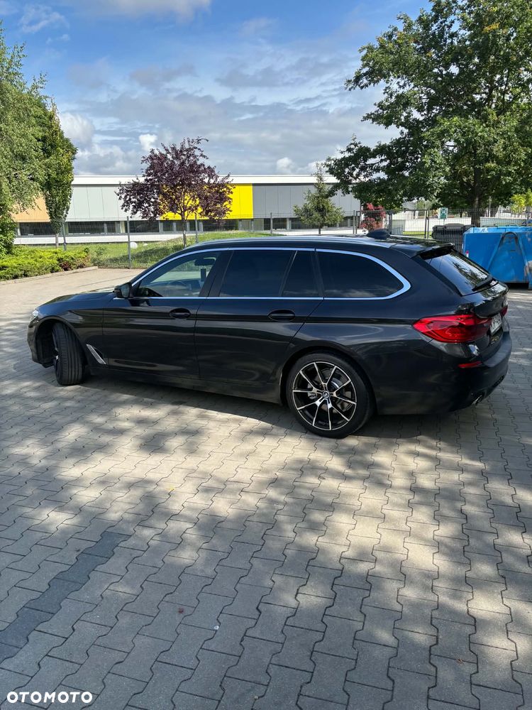 BMW Seria 5 520d Luxury Line - 2