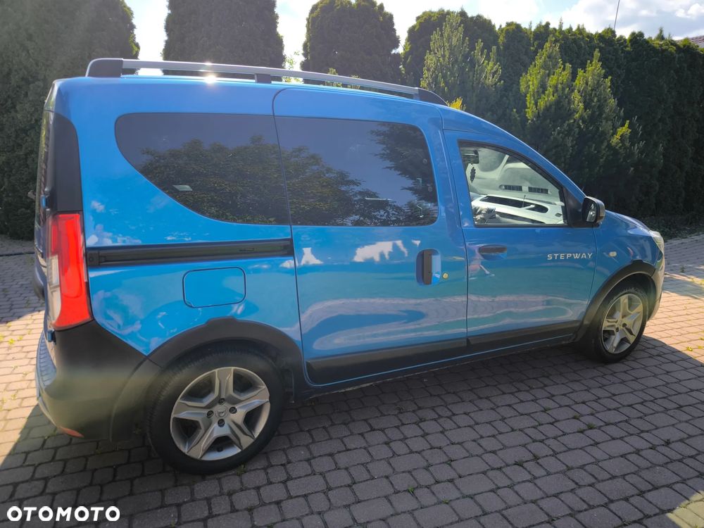 Dacia Dokker 1.6 SCe Stepway - 4