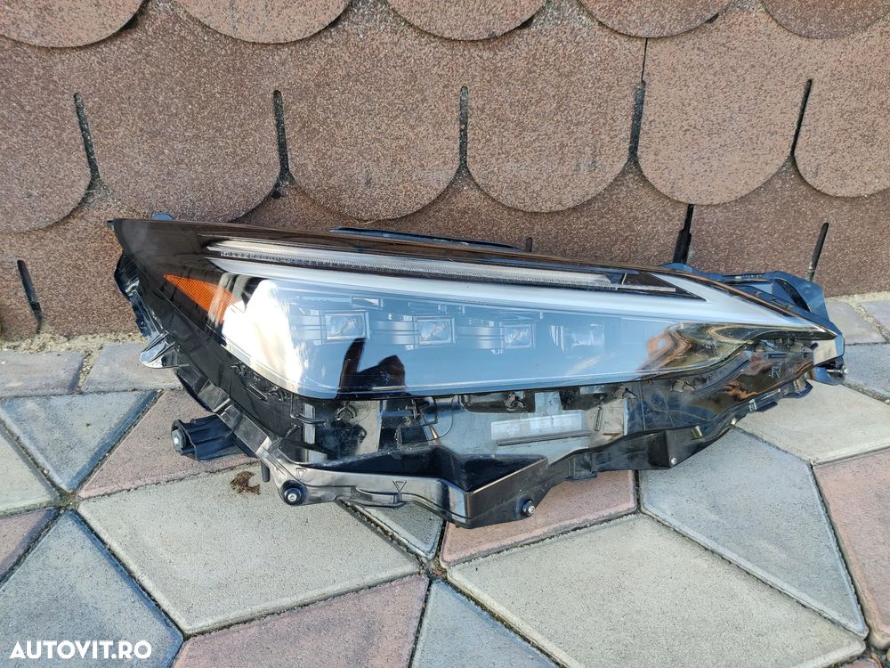 Far dreapta Xenon FULL LED cu 4 lupe LEXUS NX 2 2021-2025 YCJ1655 / SG EJ - 1