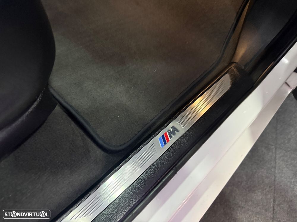 BMW X5 40e xDrive Pack M - 24