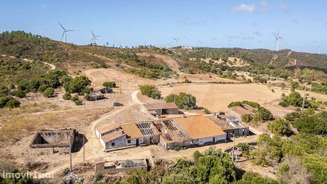 Excelente propriedade com grande potencial turístico - Grande imagem: 2/16