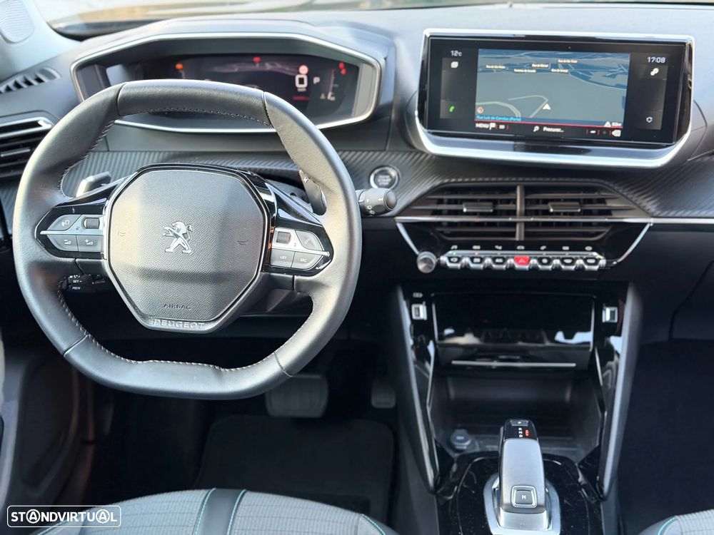 Peugeot 2008 1.2 PureTech Allure Pack EAT8 - 5