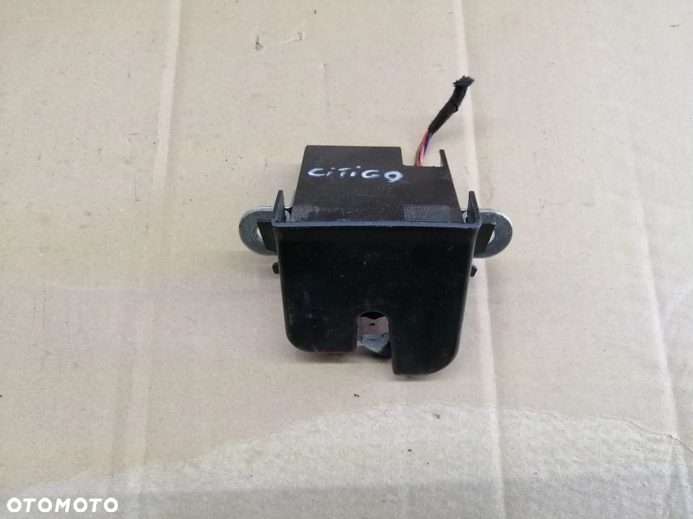 Skoda Citygo VW Ap zamek klapy bagażnika plus wtyczka z wiązką - 1