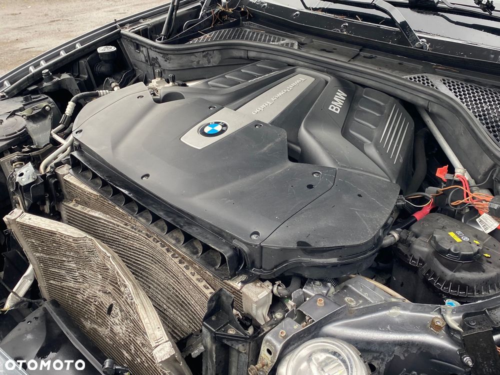 BMW X5 xDrive50i Sport-Aut - 6