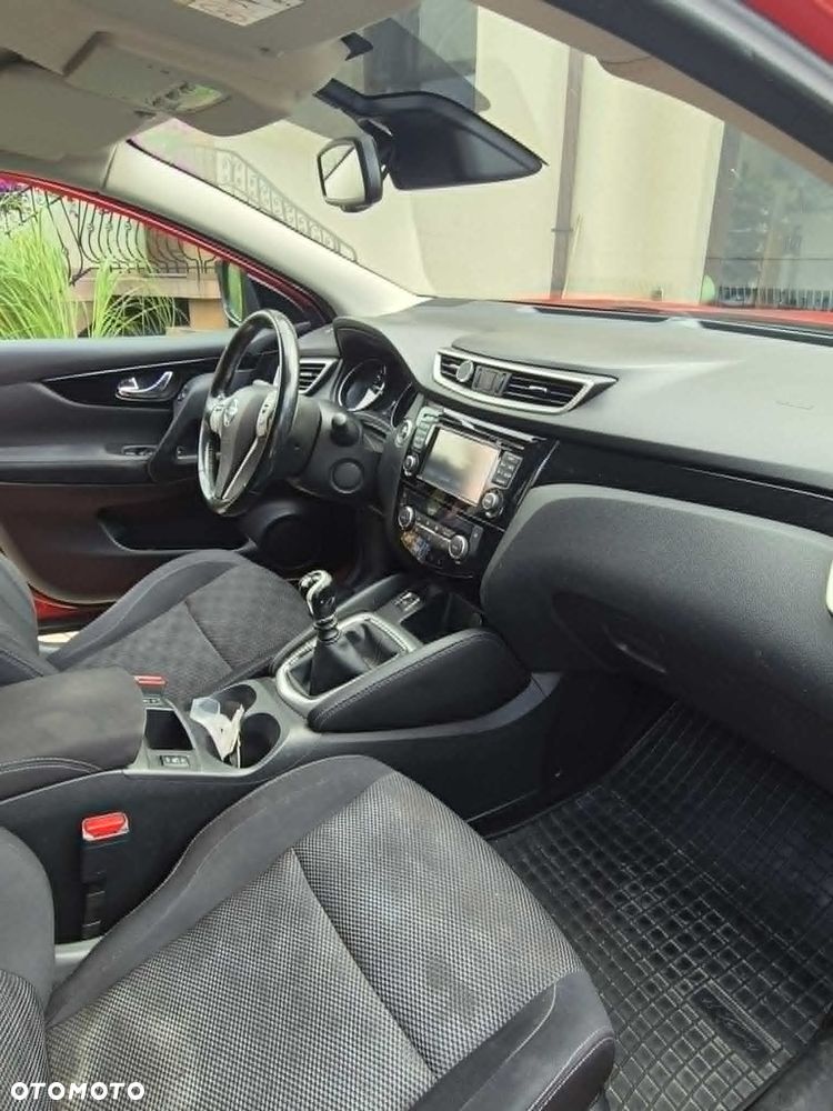Nissan Qashqai 1.6 DIG-T 360 - 5