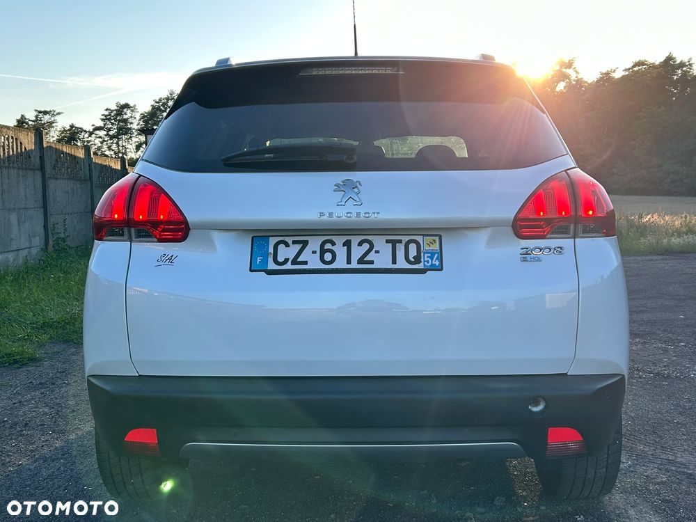 Peugeot 2008 e-HDi FAP 115 STOP & START Allure - 17