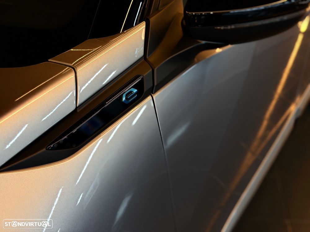 Peugeot e-2008 50 kWh GT Pack - 14