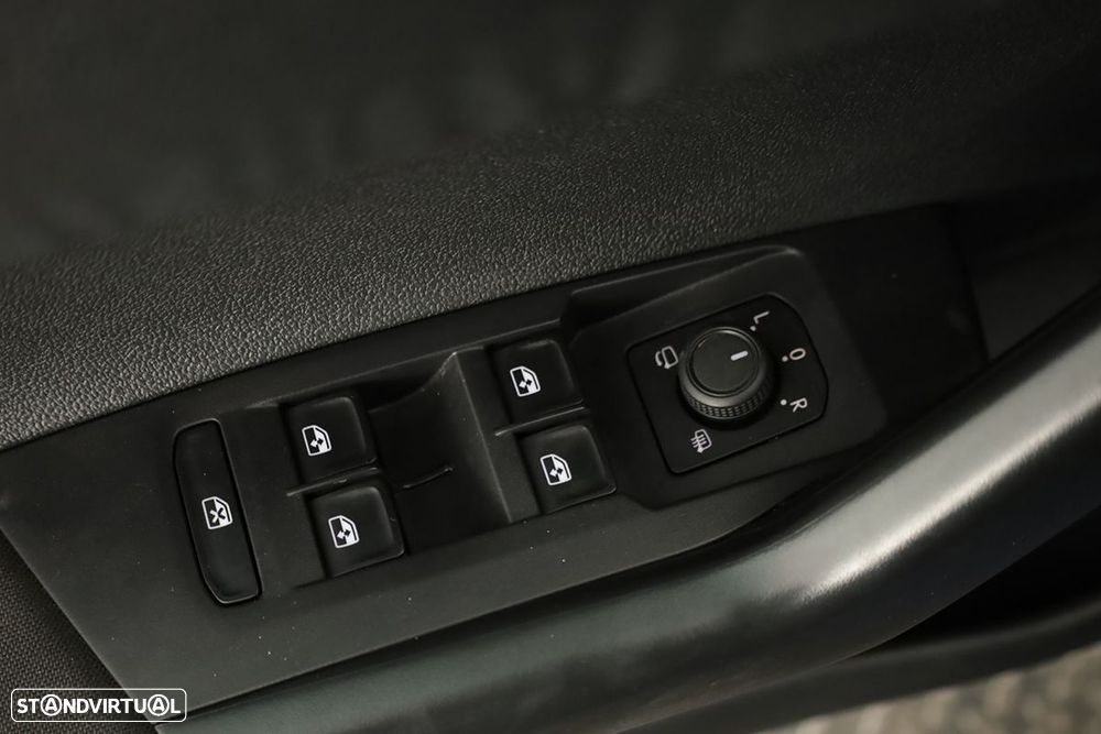 VW Polo 1.0 TSI Urban - 19