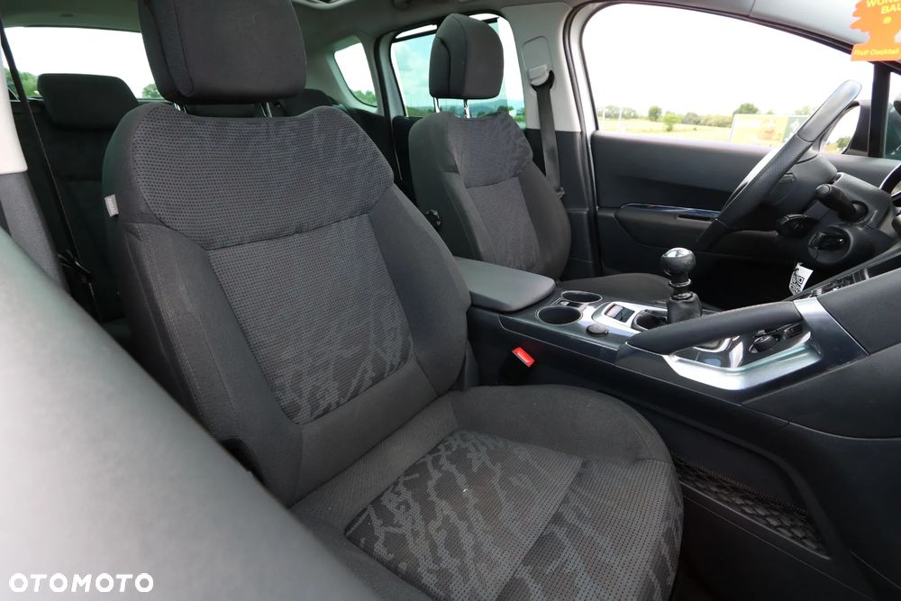 Peugeot 3008 2.0 HDi Premium+ - 8