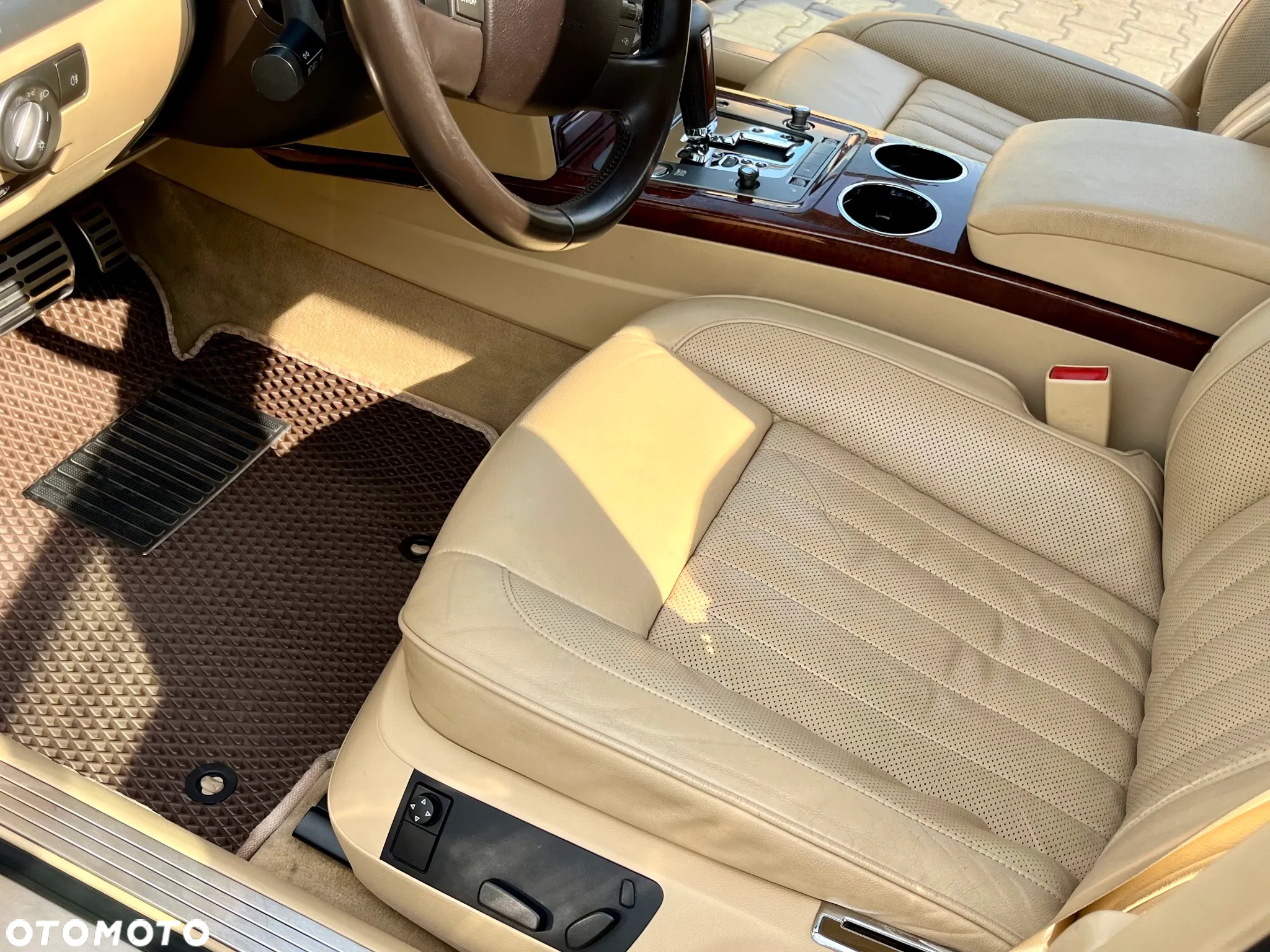 Volkswagen Phaeton 3.0 V6 TDI DPF 4MOTION Automatik (5 Sitzer) - 25