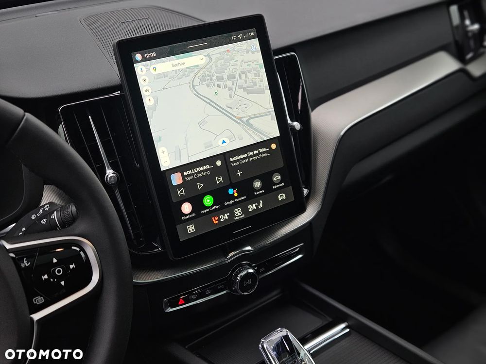 Volvo XC 60 T8 Plug-In Hybrid AWD Ultra Black Edition - 12