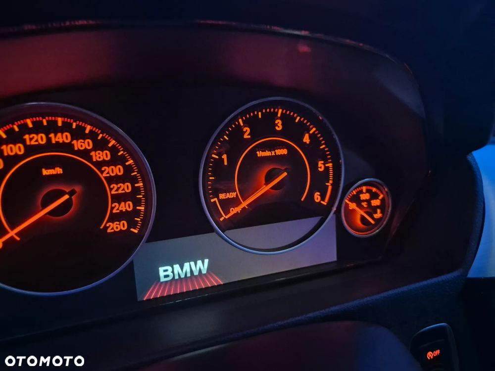 BMW Seria 3 - 37