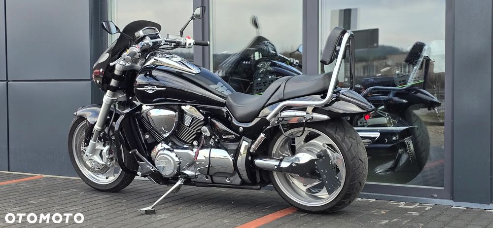 Suzuki Intruder - 25