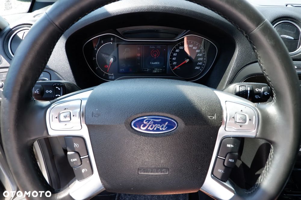Ford S-Max 2.0 TDCi DPF Titanium - 17