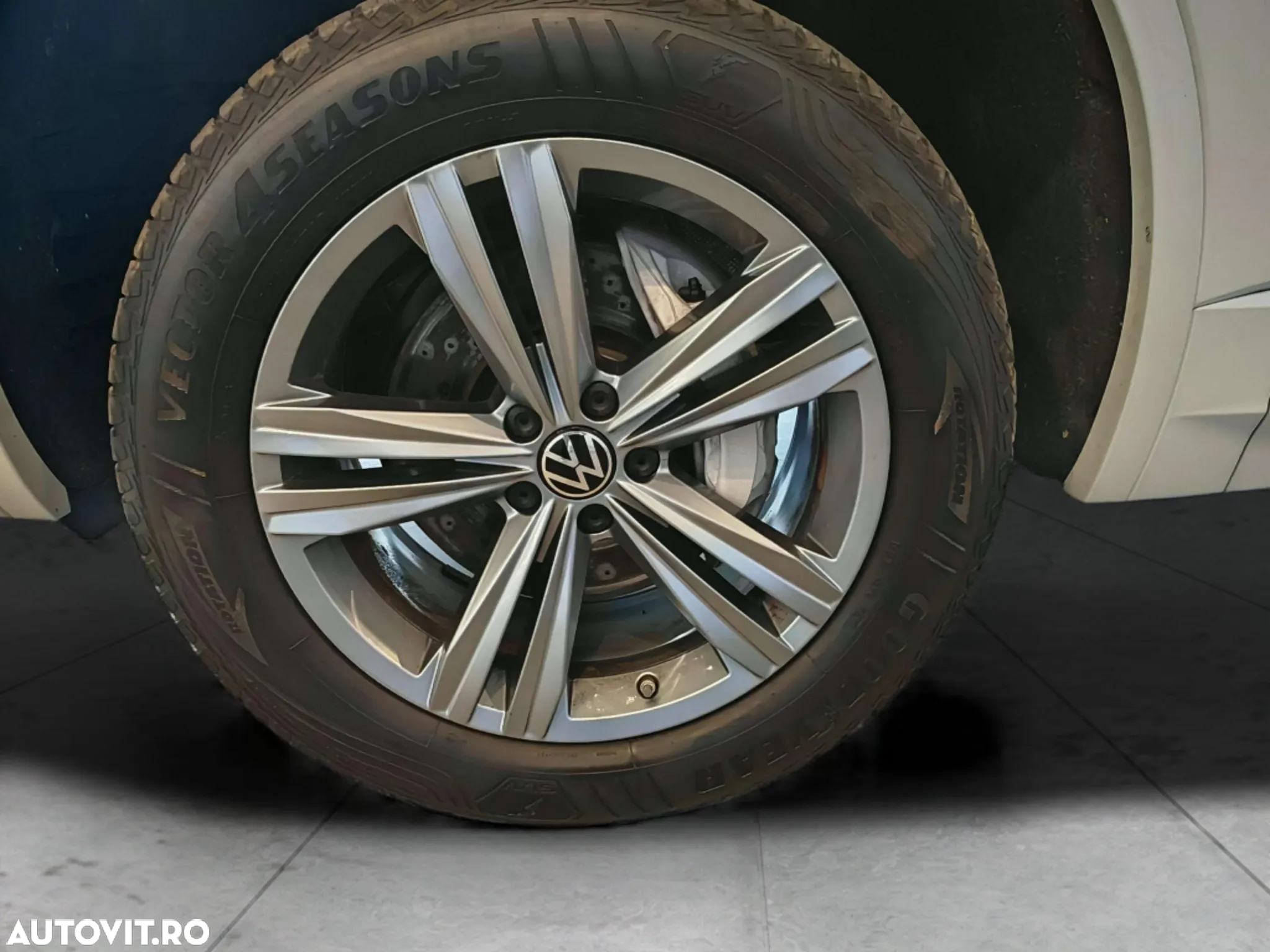 Volkswagen Touareg 3.0 V6 TDI 4Motion DPF Automatik Elegance - 9