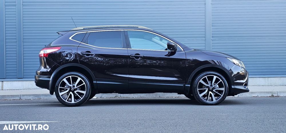 Nissan Qashqai 1.6 DIG-T TEKNA - 23
