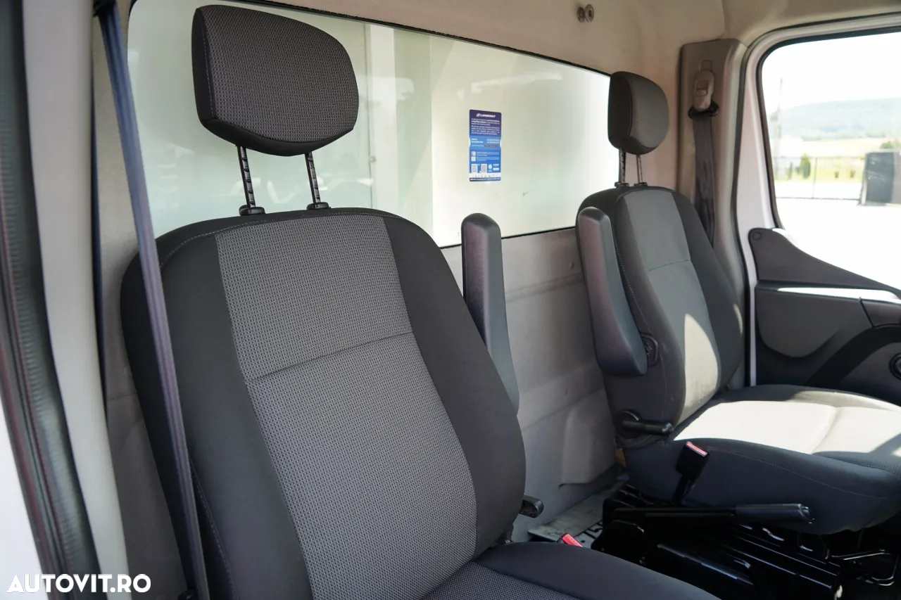 Renault MASTER / FRIGIDER / LAMBERT / UNITATE CARRIER XARIOS 350 / ELEVATOR DHOLLANDIA 750 KG / MASĂ NETĂ: 3500 KG / 2020 - 35