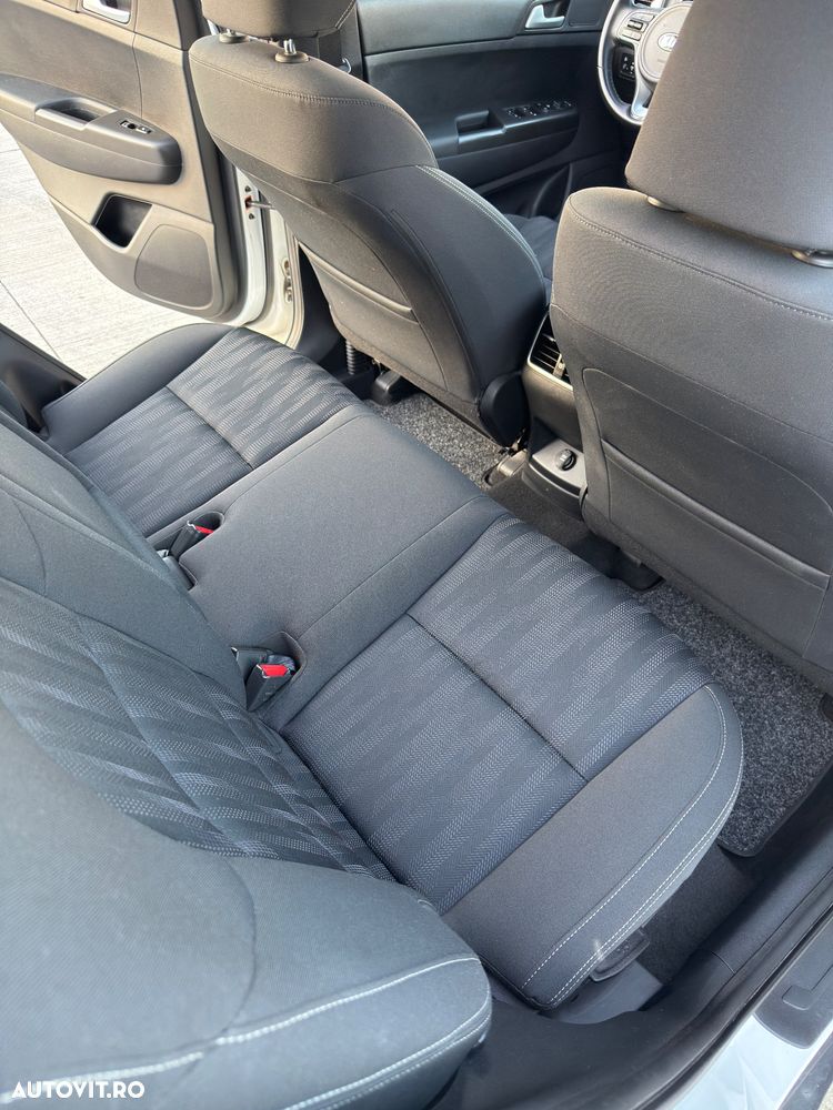 Kia Sportage - 16