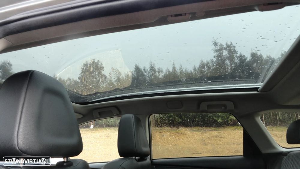 Toyota Auris Touring Sports 1.8 HSD Exclusive +TSS+Navi - 18