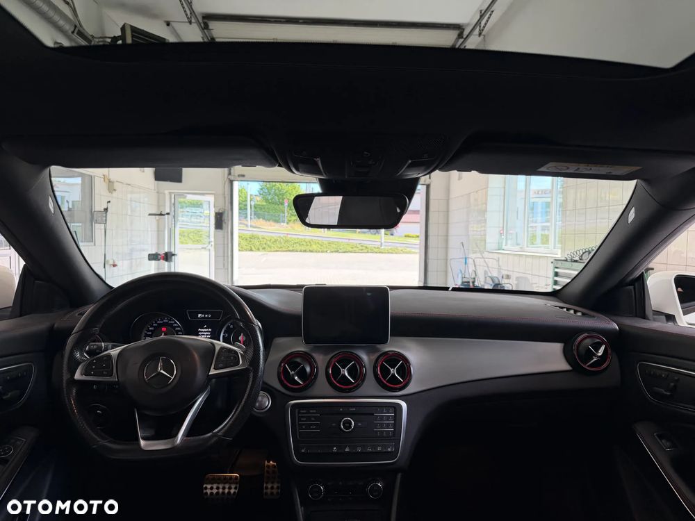 Mercedes-Benz CLA AMG 45 4Matic 7G-DCT - 9