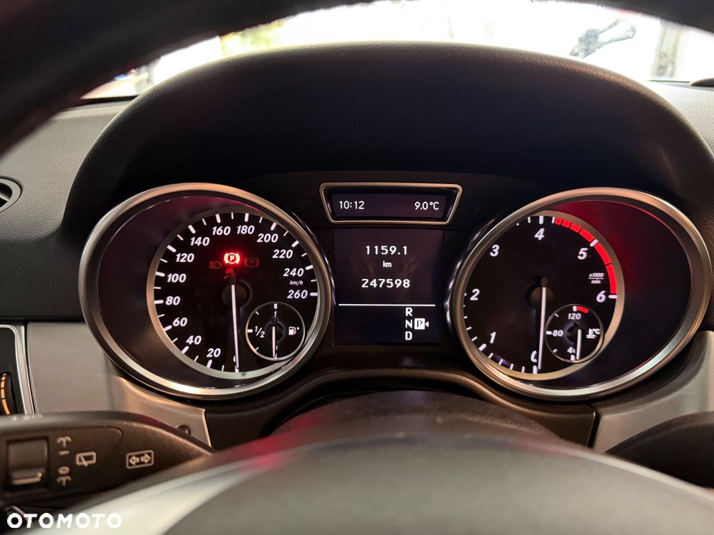 Mercedes-Benz ML 350 BlueTec 4-Matic - 18
