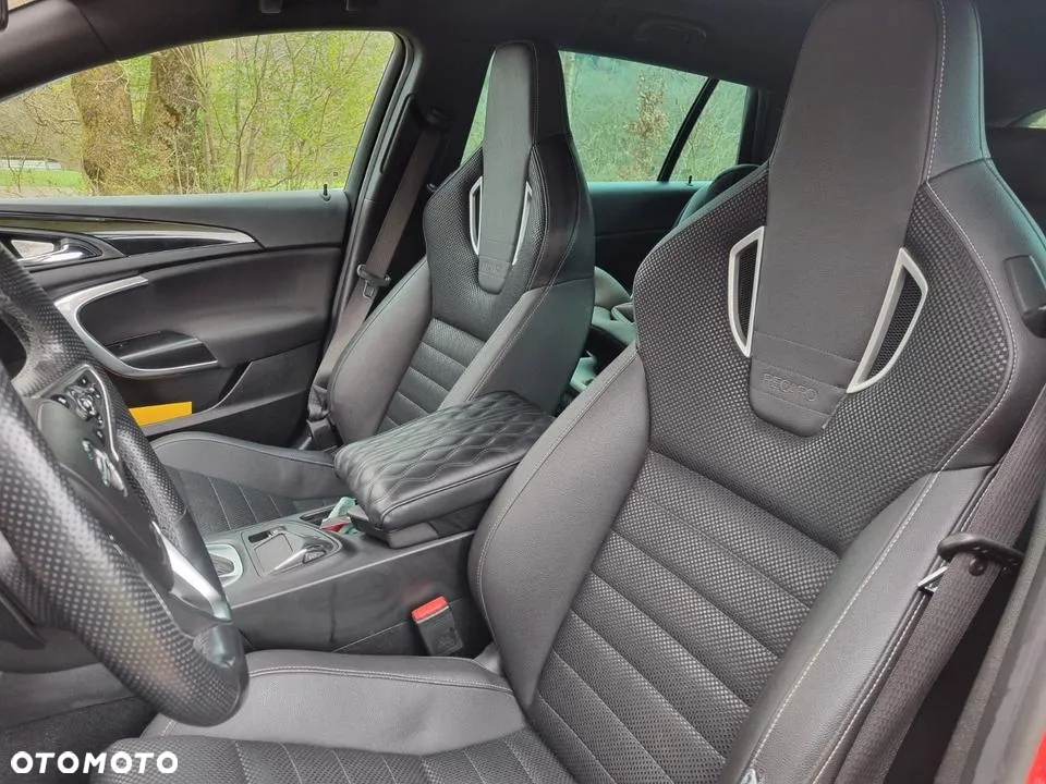 Opel Insignia 2.0 Bi Turbo CDTI 4x4 Country Tourer - 3